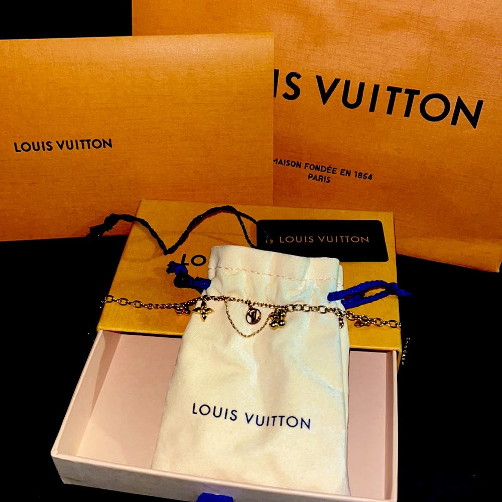 BLOOMING SUPPLE BRACELET